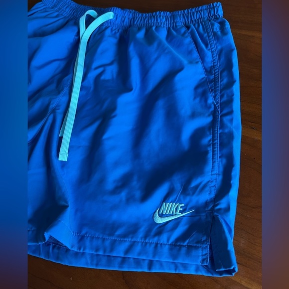 Nike Sportswear Woven Flow Shorts Men's Blue new with tags DR5678-403 - Picture 2 of 5